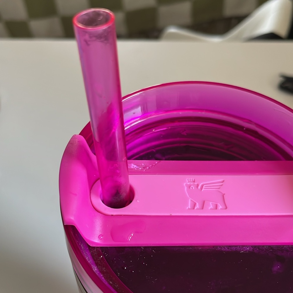 Limited Edition Barbie x Stanley Pink Tumbler 40oz - Picture 10 of 10